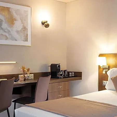 Choiseul Opera מלון 3*