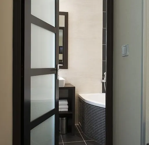 Choiseul Opera מלון