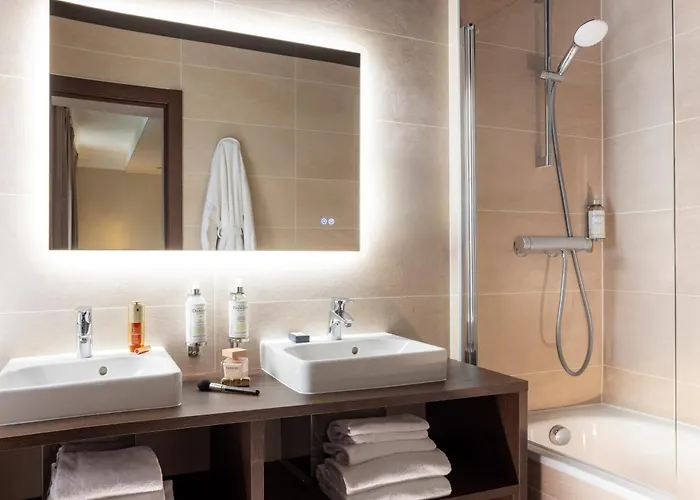 Choiseul Opera 3* Paris