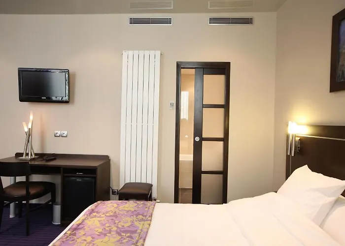 Choiseul Opera 3* Paris